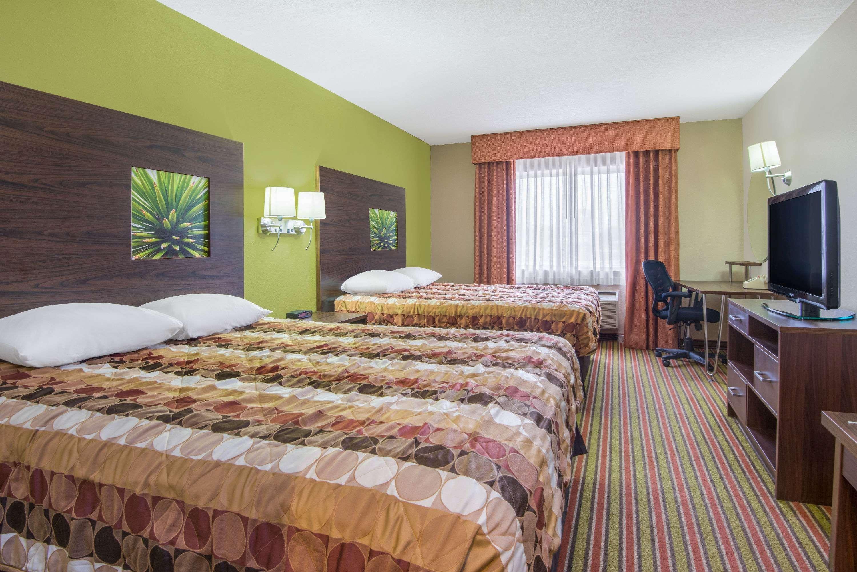 Мотель Super 8 By Wyndham Portales Экстерьер фото