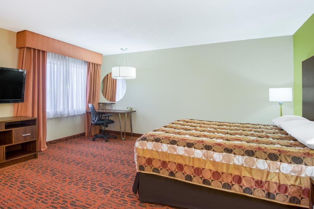 Мотель Super 8 By Wyndham Portales Экстерьер фото
